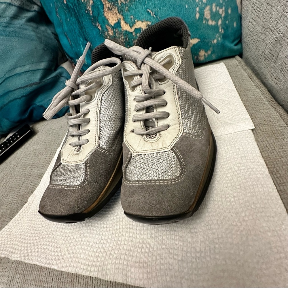 PRADA Trainers ATHLETIC LUXURY ~CHIC COMFORT ~ a Timeless Design & Neutral Color - Picture 11 of 16